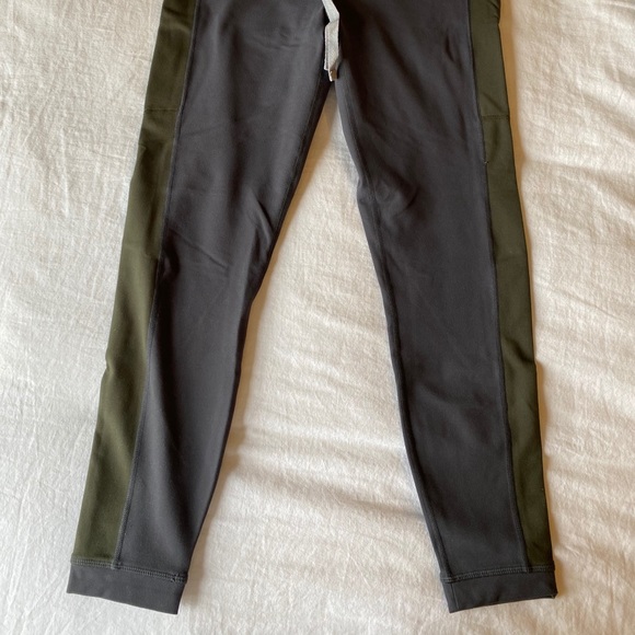 Fabletics Workout Pants - Picture 3 of 3
